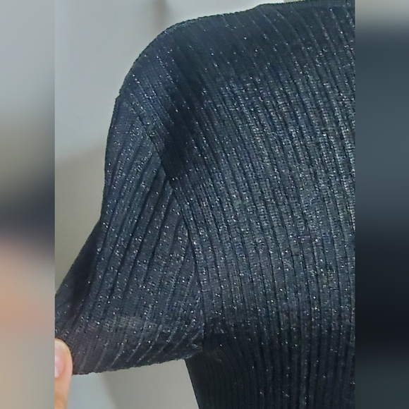 Dana Buchman Size M Black Ribbed And Some Shine  Top Short Sleeves - Picture 10 of 11